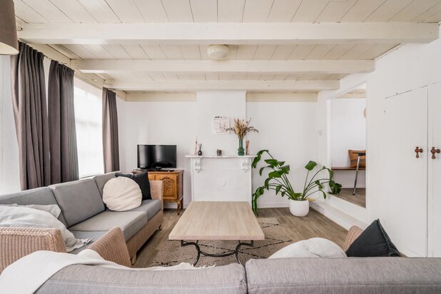 Truzenhofje: maison romantique en bord de mer avec jardin