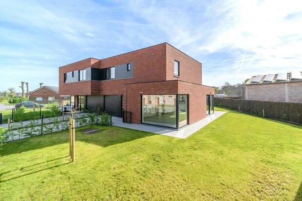 Newly built 3 bedroom house for sale in Veurne