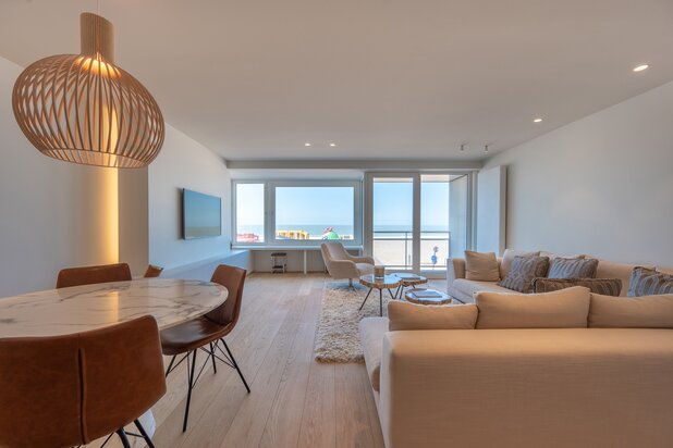 Zoute - Place Albert - appartement avec vue frontale sur mer