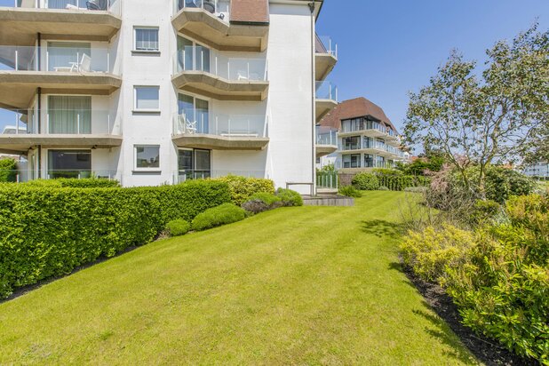 Spacieux rez-de-jardin à l'hauteur de la digue piétonne !