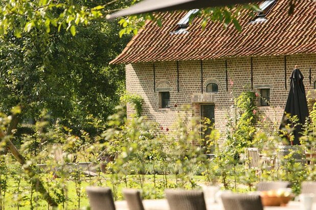 Ferme idyllique avec deux maisons de vacances à Beernem