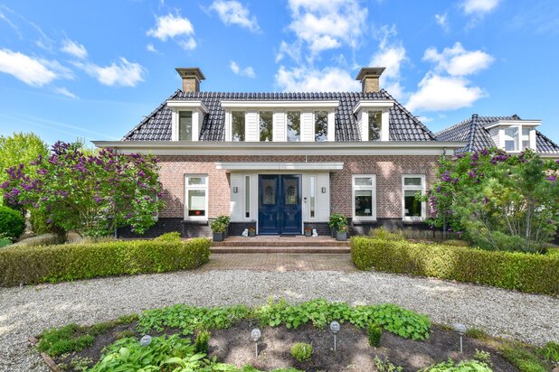 Villa for sale at HOOFDDORP with reference 19907806008