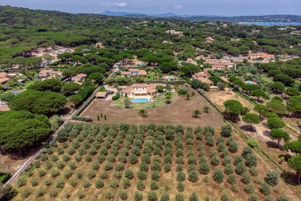 Villa a louer a Ramatuelle avec reference 19107023713