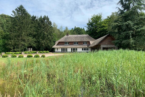 Uniek domein van ca. 4 ha vlakbij het centrum van Heide-Kalmthout!