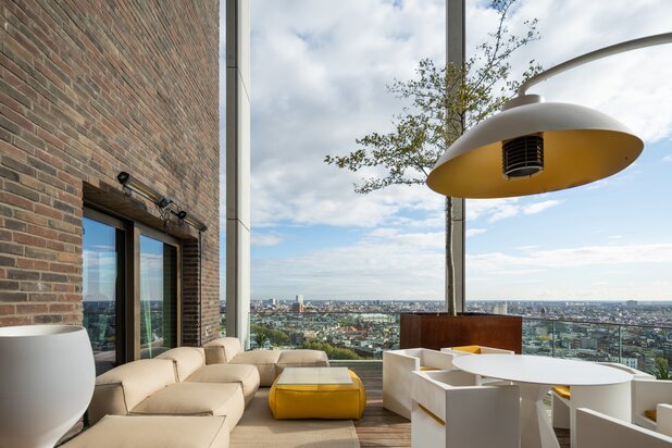 Living on high: luxurious double flat with insane views