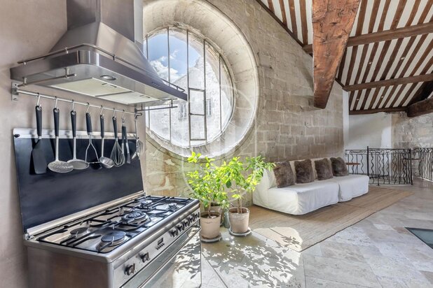 13th-century chapel, fully renovated with outbuildings for sale in Avignon Intramuros