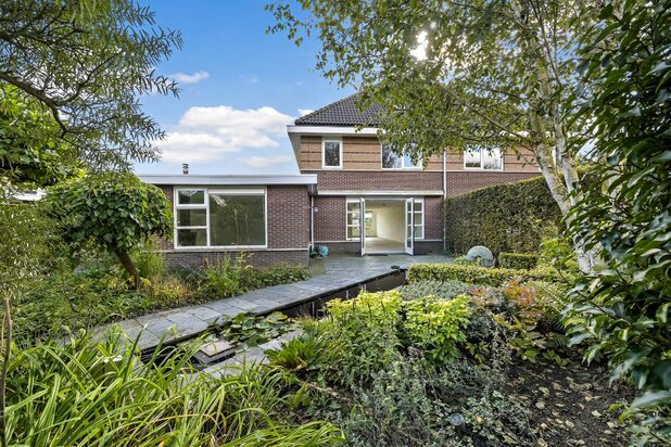 Villa te koop in 's-Gravenhage met referentie 19807791676