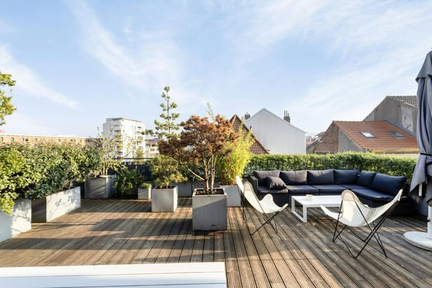 Unique penthouse for sale in Brussels Place de Ninove Canal