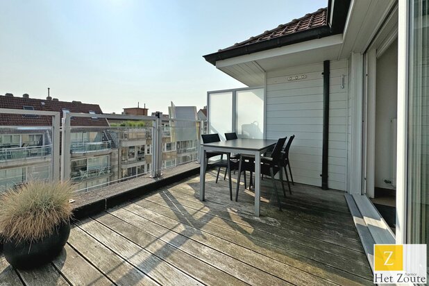 Luxueus duplex-penthouse in hartje Knokke, ruime terrassen