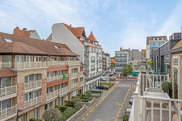 Stijlvolle duplex te koop in Knokke