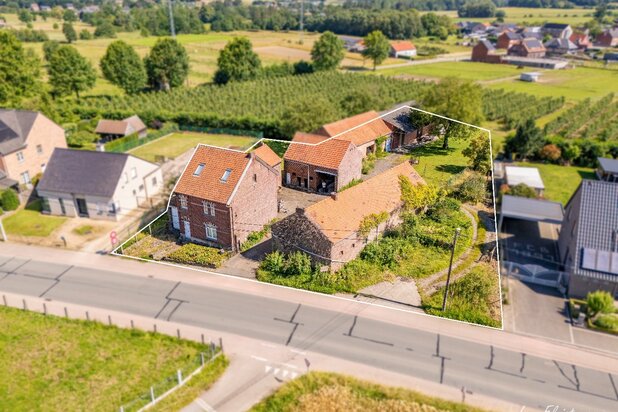 Charmant gerenoveerde hoeve op ca. 29a  te Waanrode (Kortenaken). 