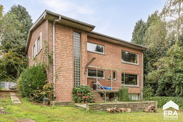 Karaktervolle sixties villa te koop in Herent