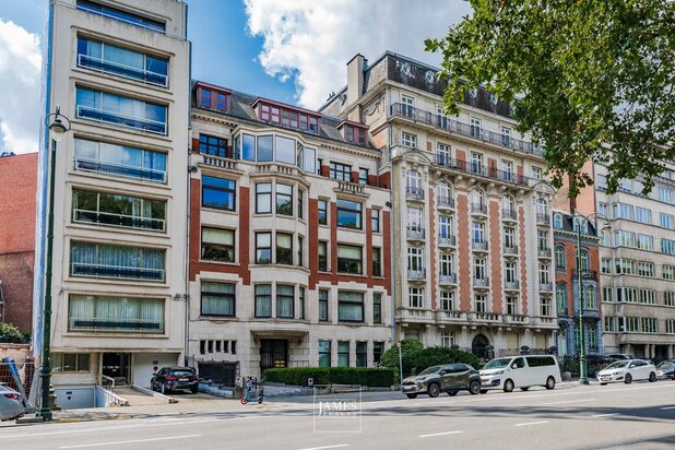 Appartement de caractère avec jardin