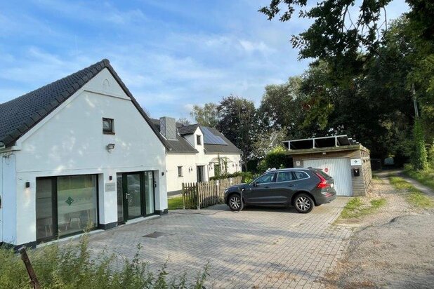 Villa te koop in Waarloos met referentie 19808812291