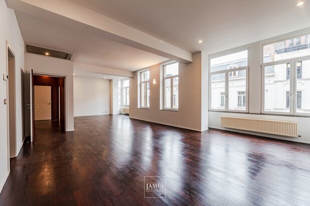 Apartment for rent at Bruxelles with reference 19808713094