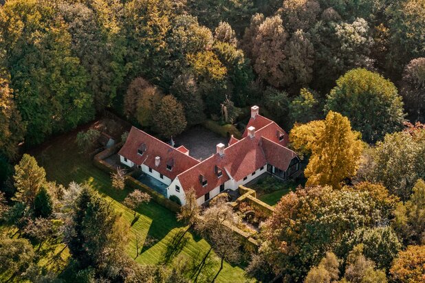 Betoverende exclusieve villa in Hertsberge