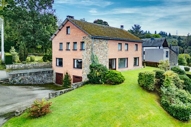 Grande maison de Maître avec vue dégagée 