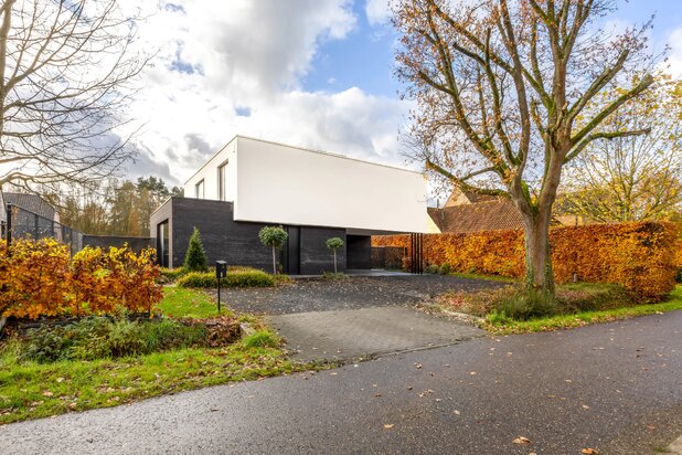 Moderne en lichtrijke woning in een doodlopende straat