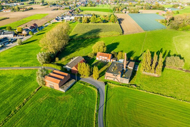 Fantastic rothouse on the border between Izegem and Lendelede