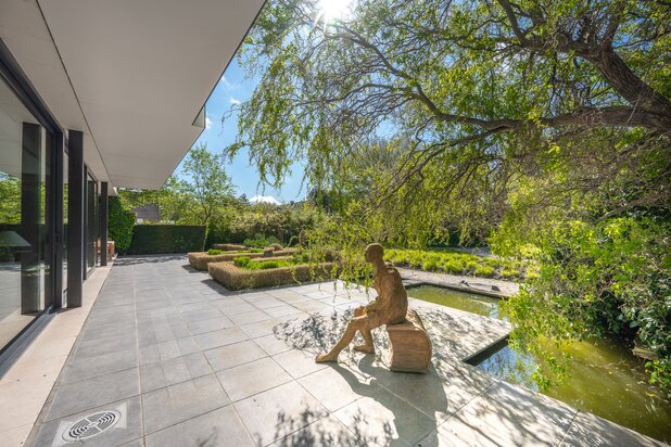 Bel appartement au rez-de-chaussée avec jardin, idéalement situé sur la Zwinlaan