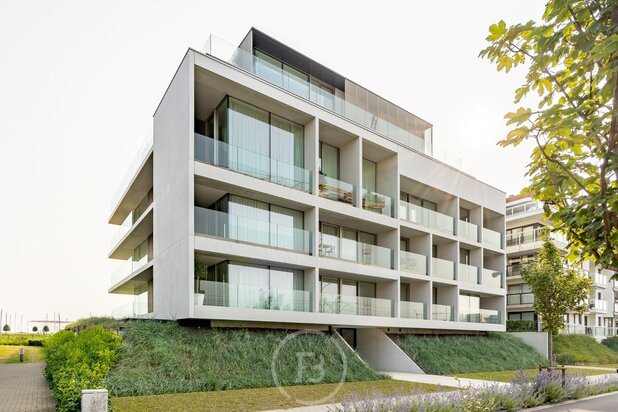 Appartement luxueux avec vue sur la marina