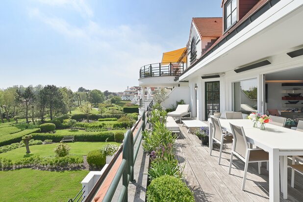 Appartement de grand standing dans un parc de 5 ha. au Zoute.