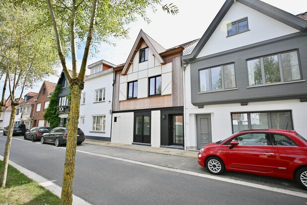 Prachtig gerenoveerde woning in een rustige omgeving nabij de Magere Schorre.