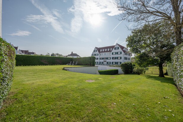 Zeldzaam tuinappartement (4 slpks) op slechts enkele passen van de wandeldijk...