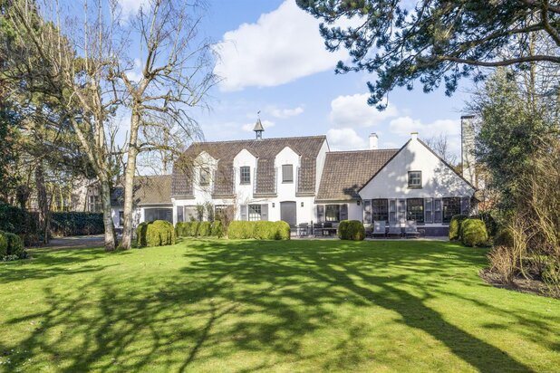 Prachtige villa gelegen op een toplocatie in het Zoute.