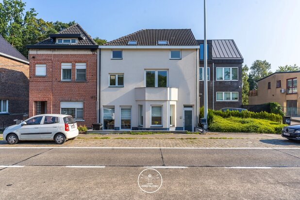 Spacious and well-located renovated house for sale in Ghent