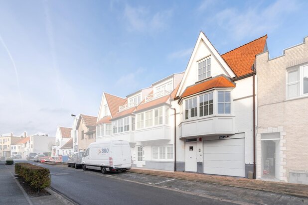 Instapklare Bel-étage woning in het charmante Oud Knokke