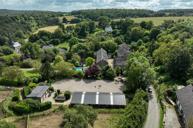 Equestrian centre and luxury gîtes at Lacs de l'Eau d'Heure