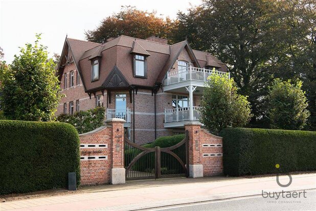 Ontdek deze adembenemende PENTHOUSE in het hartje van Schilde!