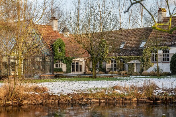 Exclusief landhuis gelegen aan het kasteel van Ooidonk