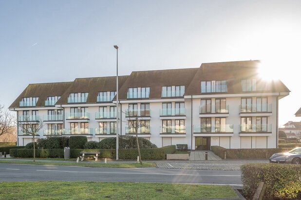 Lichtrijk appartement met zuidgericht terras nabij de Wandeldijk