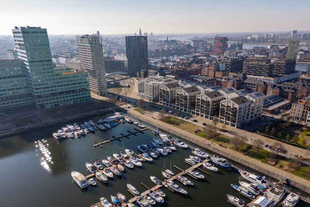 Penthouse XL avec 4 terrasses et vue sur l'eau