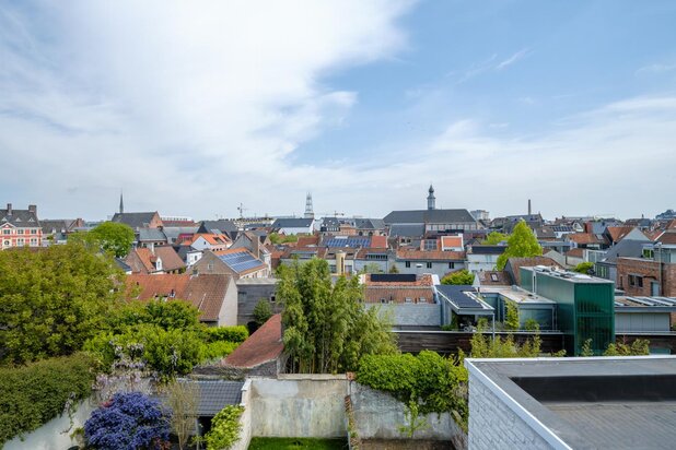 Prestigieuze herenwoning in het Prinsenhof