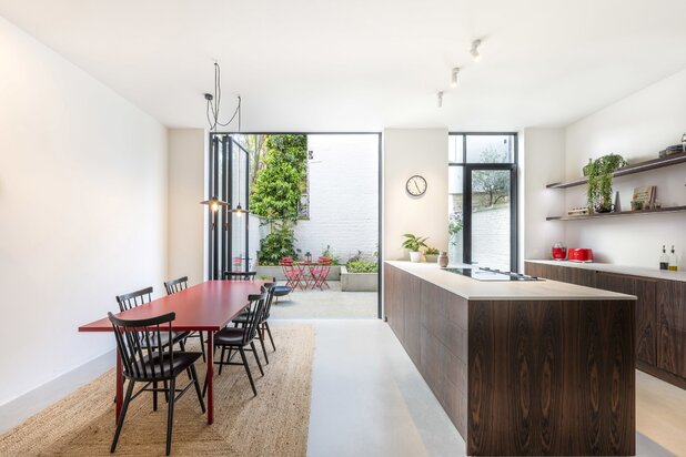 ANTWERP SOUTH - Renovated townhouse with garden.