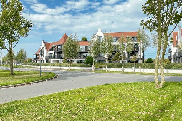 HOEKAPPARTEMENT met TUIN en zonnig terras, te DUINENWATER...