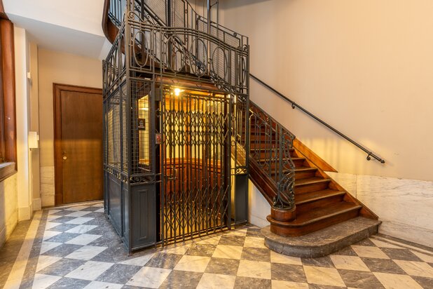 Historic loft apartment in the heart of Antwerp