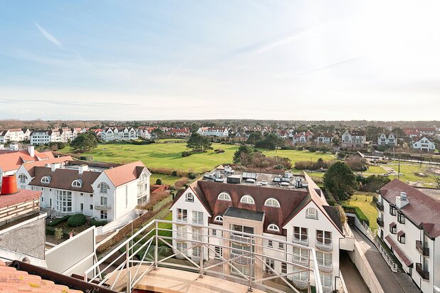 Penthouse avec de belles vues au Zoute