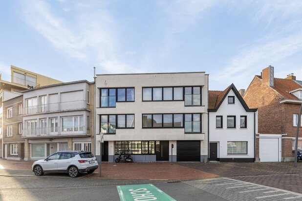 Appartement à vendre avec terrasse ensoleillée à Knokke