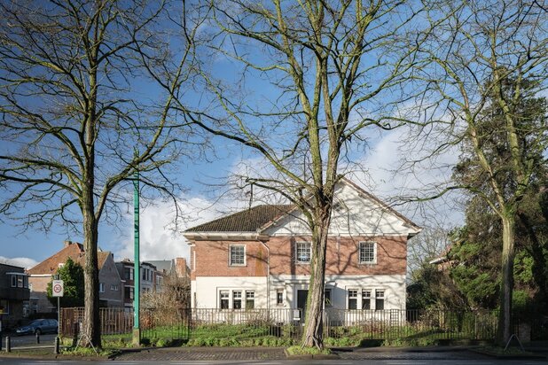 Statige villa op een gunstig hoekperceel in het Miljoenenkwartier