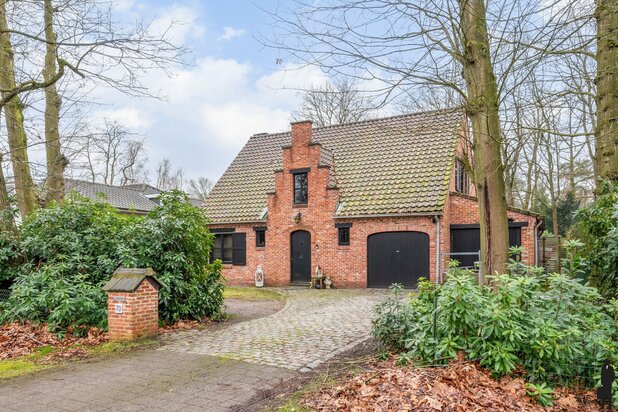 Charmante eengezinswoning op 1.154 m² in rustige villawijk