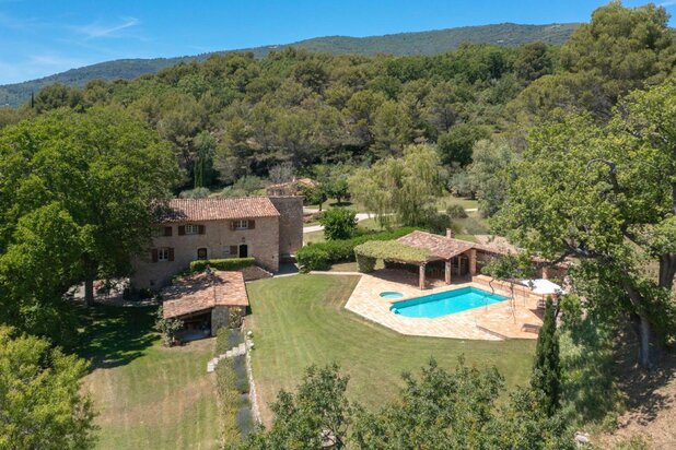 Superb Provençal bastide for sale in Seillans