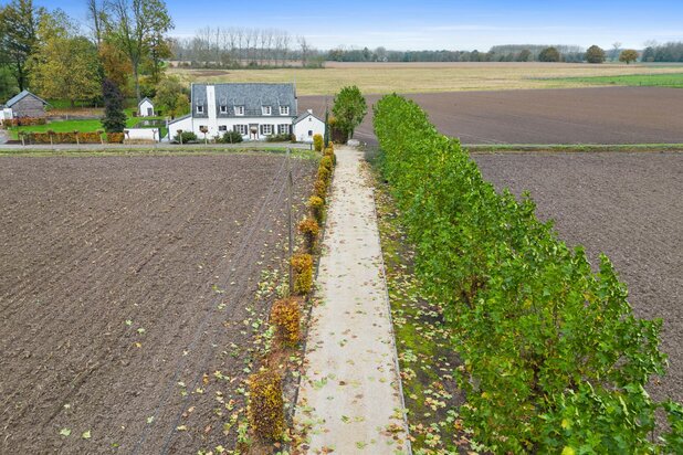 RUMMEN - Charmant landhuis op idyllische locatie op +/- 67a