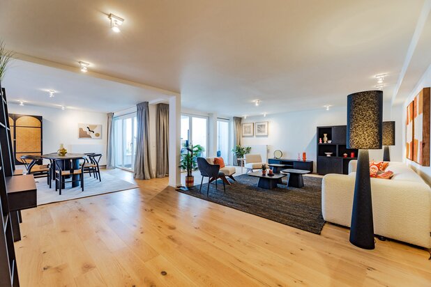 Quartier Cinquantenaire : duplex-penthouse