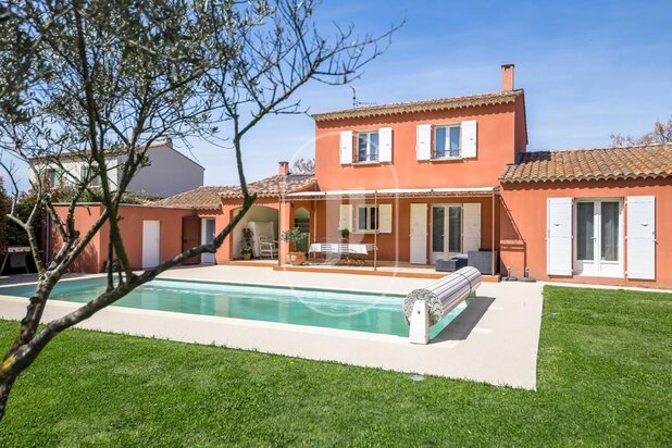 Beautiful house for sale in L'Isle-sur-la-Sorgue