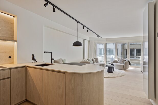 Luxueus appartement te koop met zijdelings zeezicht, Knokke!