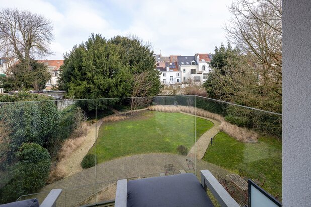 Quartier Lepoutre in zeer mooi gebouw Appt 139 m²+ terr